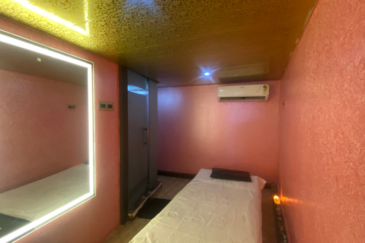 Massage spa in Lower parel, Mumbai  
