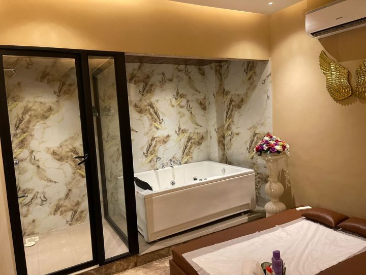 Massage spa in Lower parel, Mumbai  