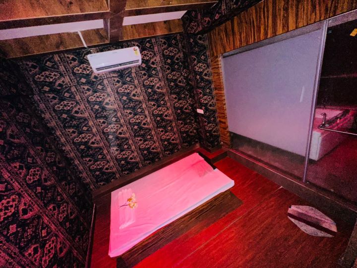 Massage spa in Lower parel, Mumbai  